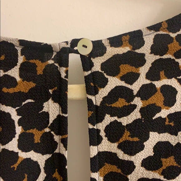 Cheetah print romper - Picture 6 of 9